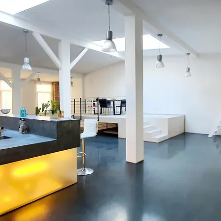 Helles Zimmer Im Loft Mannheim Buitenkant foto