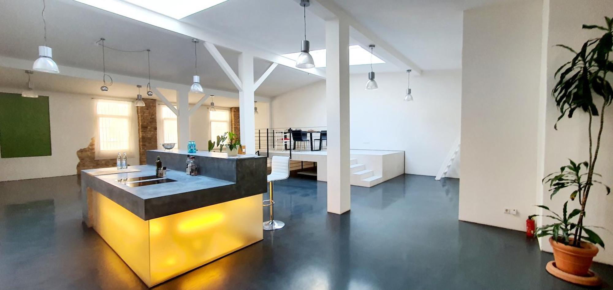 Helles Im Loft * Mannheim